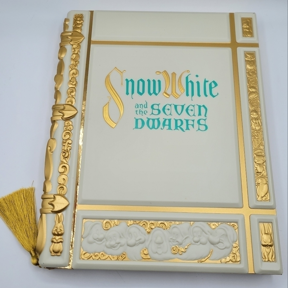 Disney Parks Snow White and the Seven Dwarfs Storybook Journal